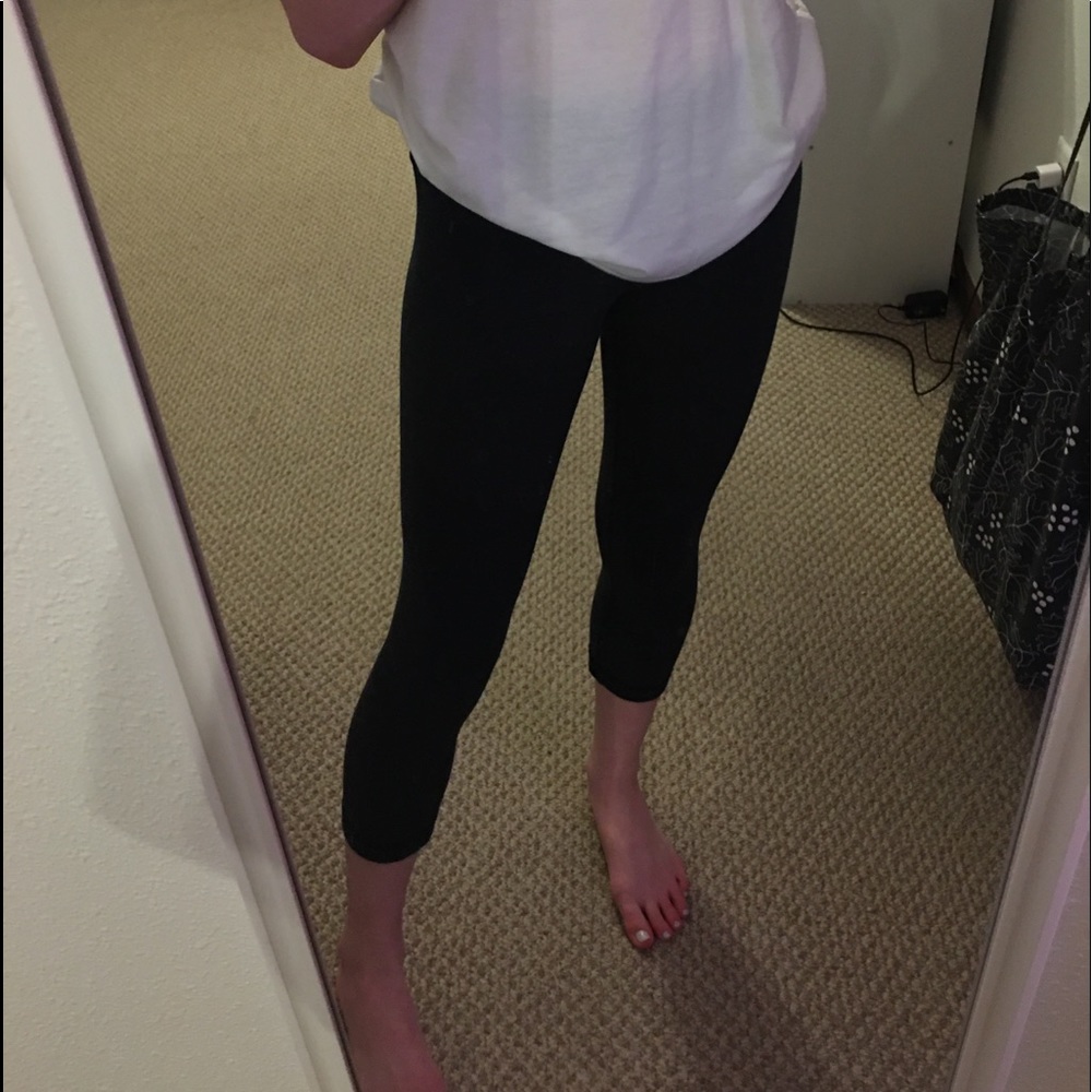 Black/gray Lululemon Capris